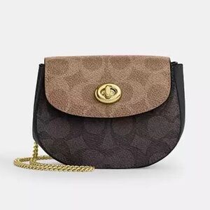 COACH Turnlock Card Case In Blocked Signature Canvas- Brown